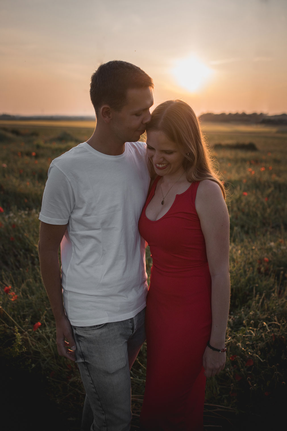 Evita und Pascal Paarshooting im Sonnenuntergang